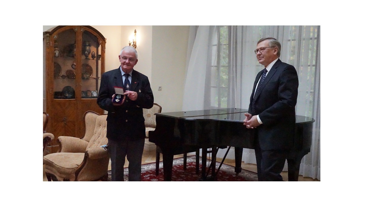 Presentation of the medal of the Russian Ministry  of Foreign Affairs to Wilfred Burie, October 22